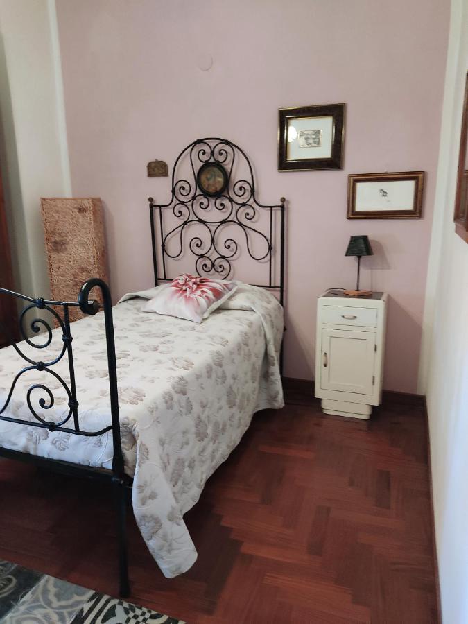 La Bouganville E Il Gelsomino Pietrasanta Exteriör bild